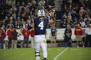 中国篮球国家队进攻策略中小前锋角色的战术价值，篮球小前锋进攻站位