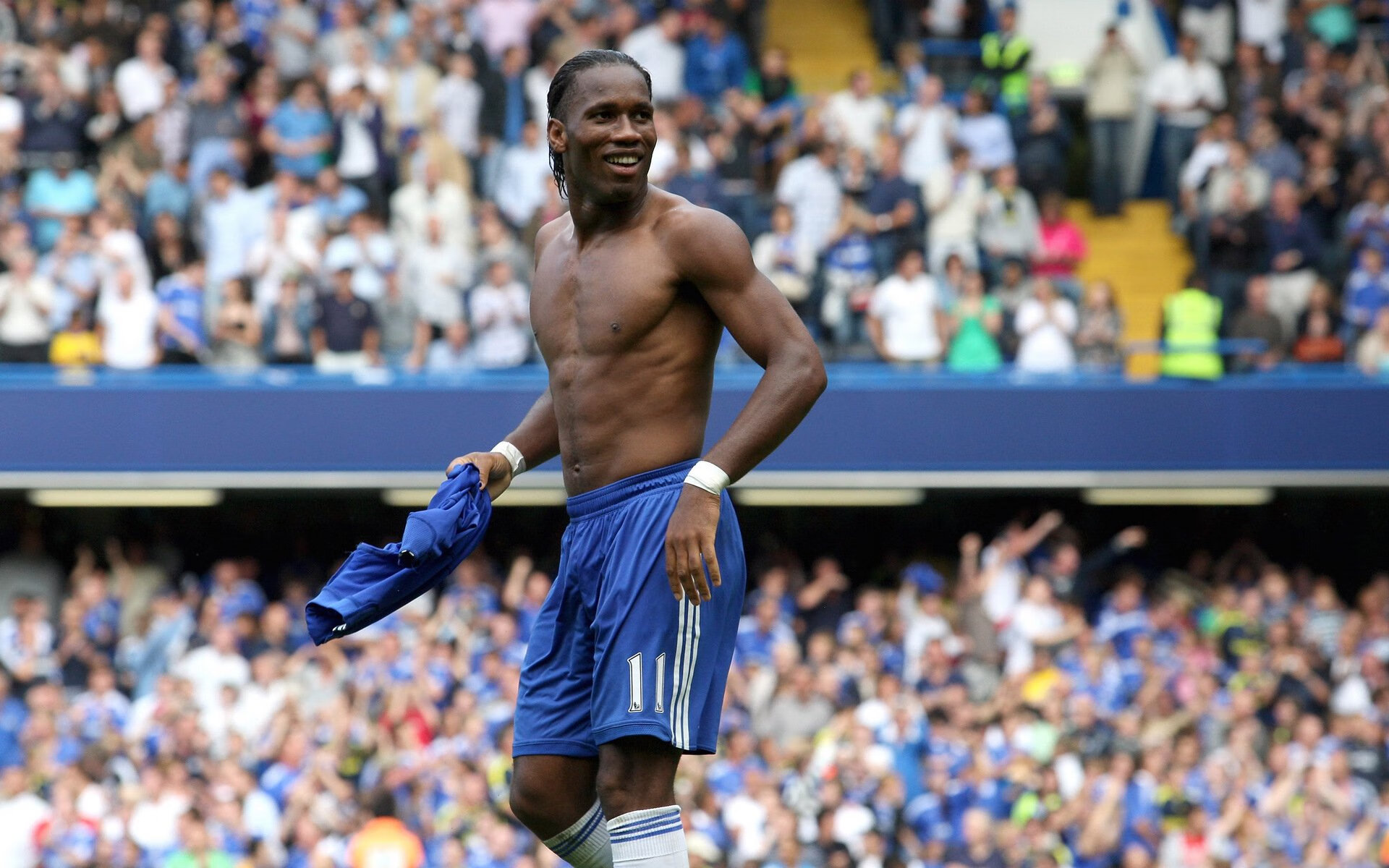 状态火热+战术适配，尤文面临“二选一”世纪难题